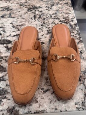 Old Navy Women's Tan Suede-Look Slip-On Mules with Gold Bit